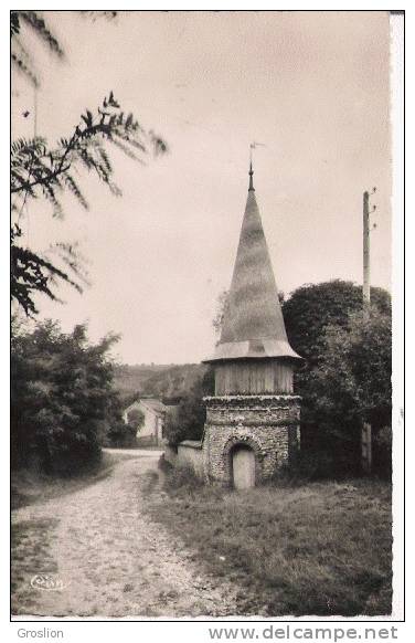 CERISIERS (YONNE) LE COLOMBIER (BEAU PLAN) - Cerisiers