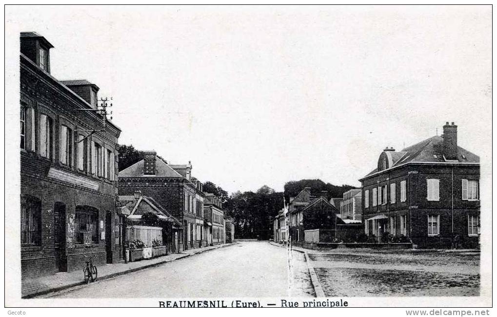 Rue Principale En 1950 - Beaumesnil