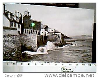 ENGLAND  LYME REGIS  OLD SEA WALLS  V1968 CT17563 - Autres & Non Classés