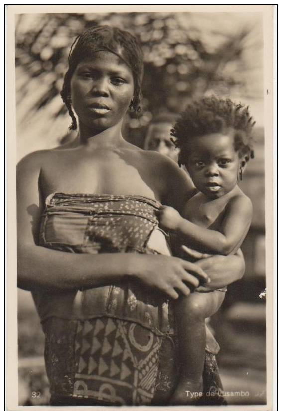 CPA CONGO BELGE L´AFRIQUE QUI DISPARAIT N° 32 PHOTO ZAGOURSKI Femme Et Enfant Type De Lusambo 1934 - Belgian Congo