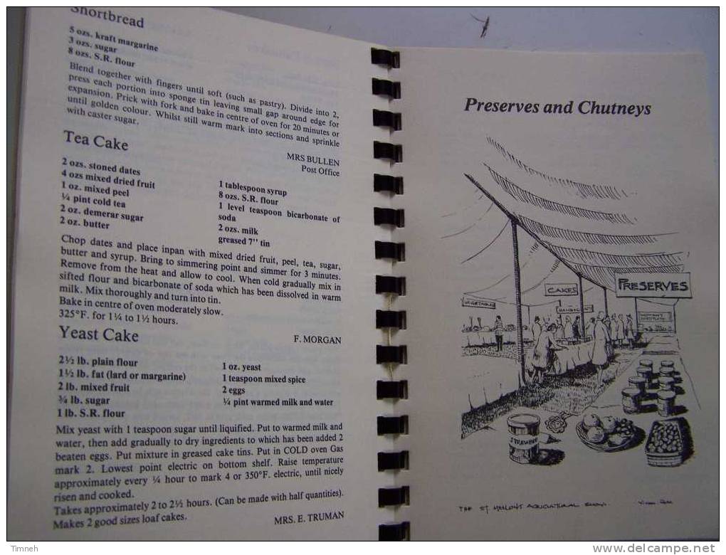 St.Mellons Village Hall Commemorative Cookery Book 1984-SOUP STARTERS MAIN COURSES CAKES DESSERTS DRINKS - Británica