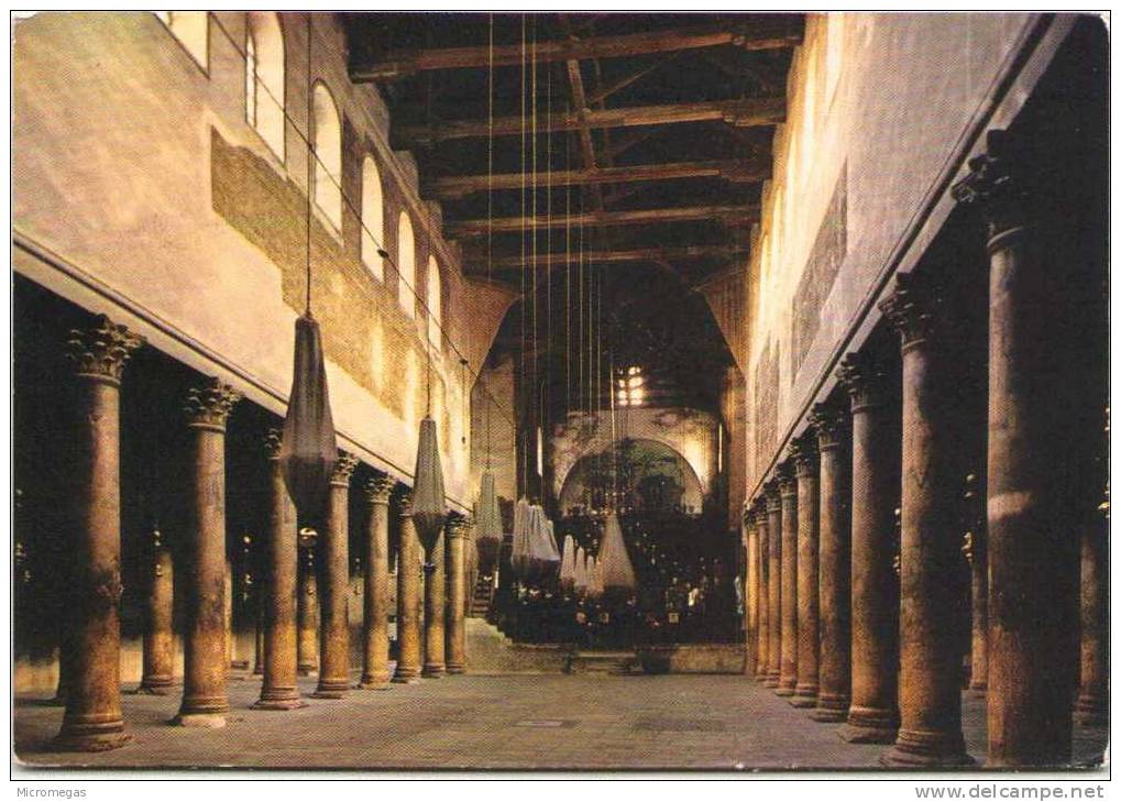 Nativity Church - Interior View - Bethlehem - Giordania