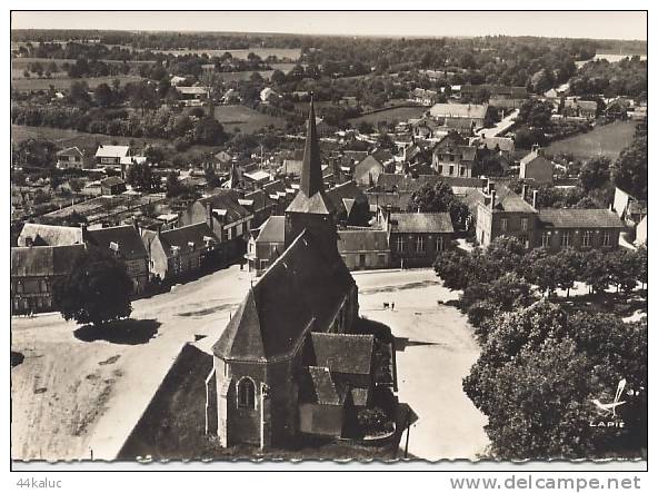 BRINON SUR SAULDRE En Avion A-dessus De ...Place De L'Eglise, Route Dela Motte Beuvron - Brinon-sur-Sauldre