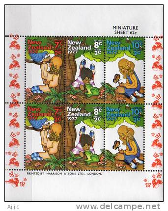 Enfants Avec Pigeon, Grenouille Et Papillon. Un B-F Neuf ** NOUVELLE-ZELANDE  Yv. # 41. - Blocks & Sheetlets