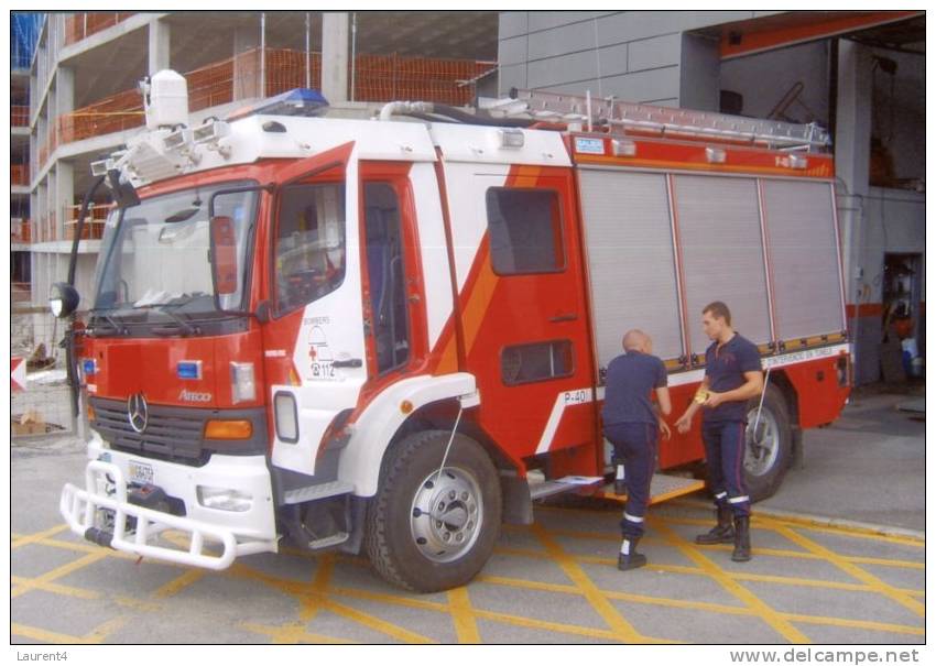 (70) Fire Truck - Pompier - Andorra Pas De La Case - Feuerwehr