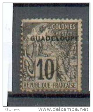 GUAD 279 - YT 18 Obli - Le Timbre Présente Des Rousseurs - Used Stamps