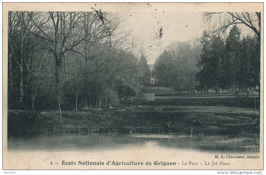 ÉCOLE NATIONALE D´AGRICULTURE DE GRIGNON - Le Parc, Le Jet D'Eau - Grignon