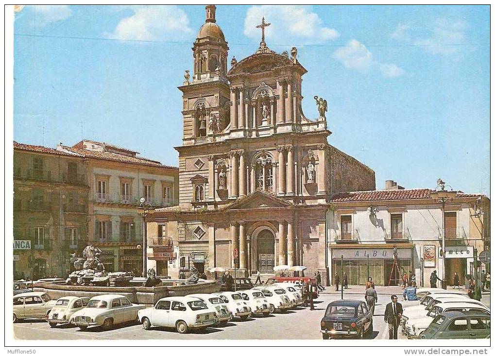Italia 1978. Cartolina Di  CALTANISSETTA - Piazza Garibaldi. - Caltanissetta