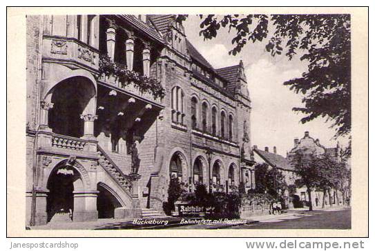 BUCLEBURG - BAHNHOFSTRASSE Mit Rathaus - Niedersachsen - DEUTSCHLAND - Bueckeburg