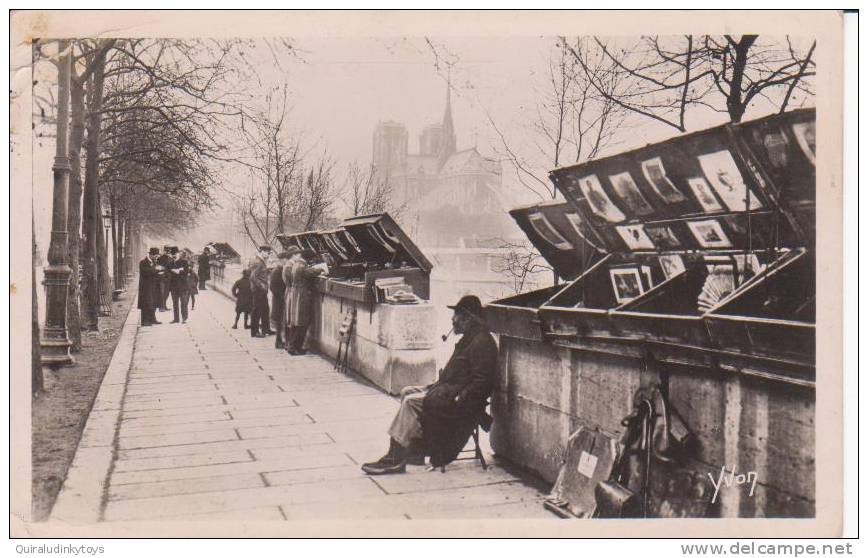 PARIS LES BOUQUINISTES DU QUAI DE LA TOURNELLE Carte Photo édition D'art Yvon En état Voir Scans - Shopkeepers