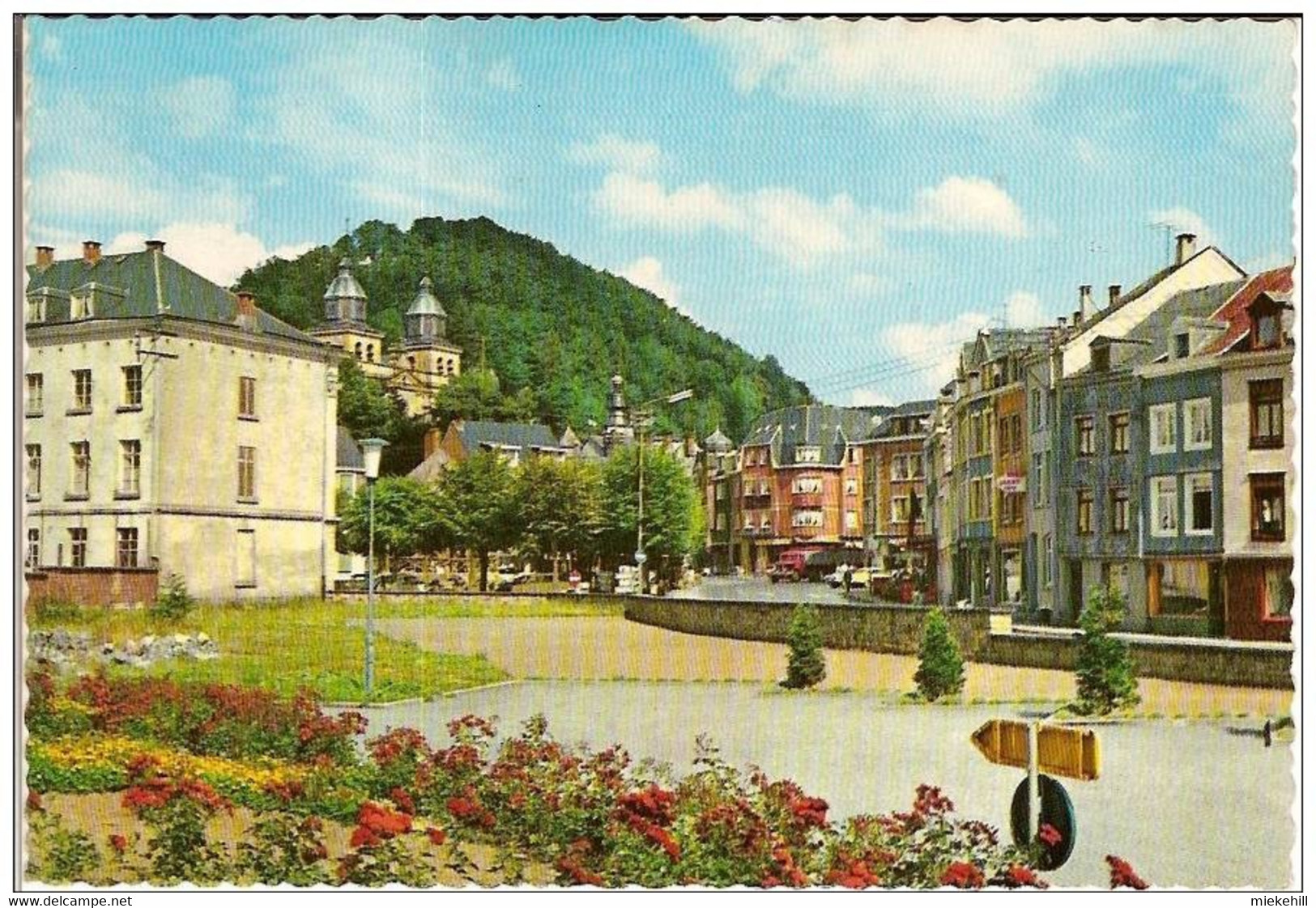 MALMEDY-RUE DEVANT LES RELIGIEUSES-CATHEDRALE SAINT QUIRIN - Malmedy