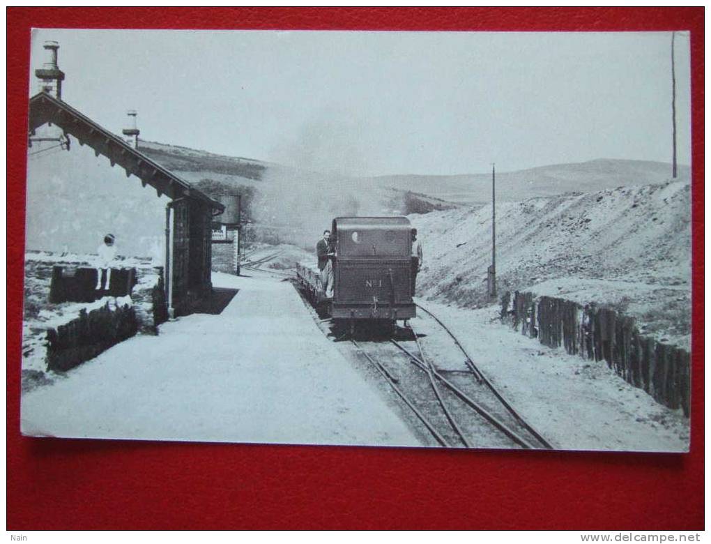 ISLE OF MAN RAILWAY - MINERAI TRAIN AT FOXDALE STATION - JUNE 1939 .... - Insel Man