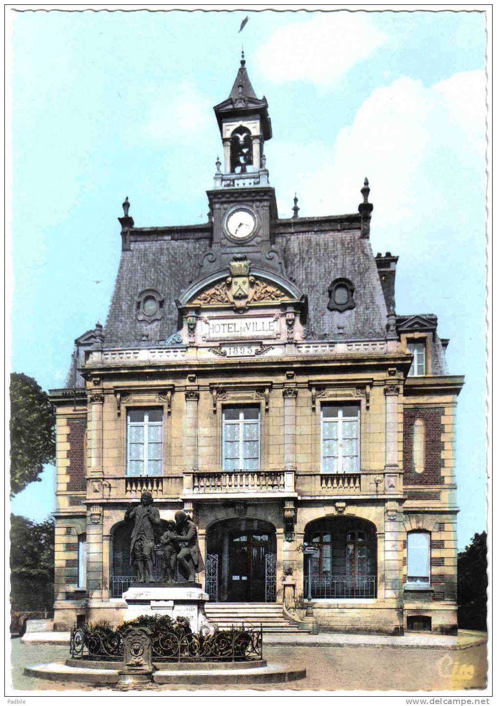 Carte Postale 60. Saint-Just-en-Chaussée Trés Beau Plan - Saint Just En Chaussee