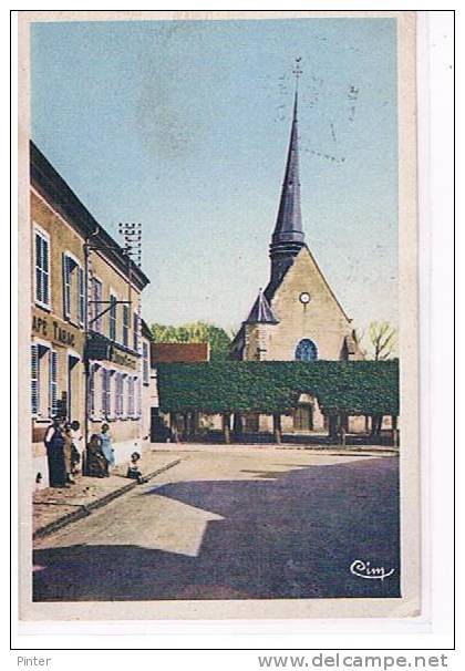 LESIGNY - Place De L'église - Lesigny
