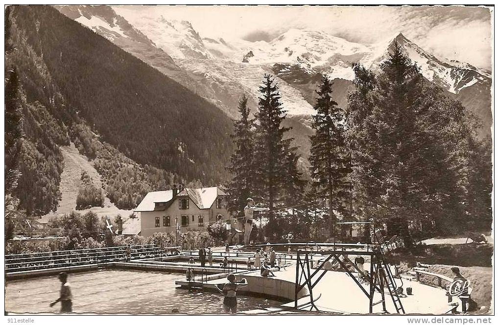 74 CHAMONIX  MONT  BLANC -  La Piscine Beau Site Et Le Mont Blanc - Chamonix-Mont-Blanc