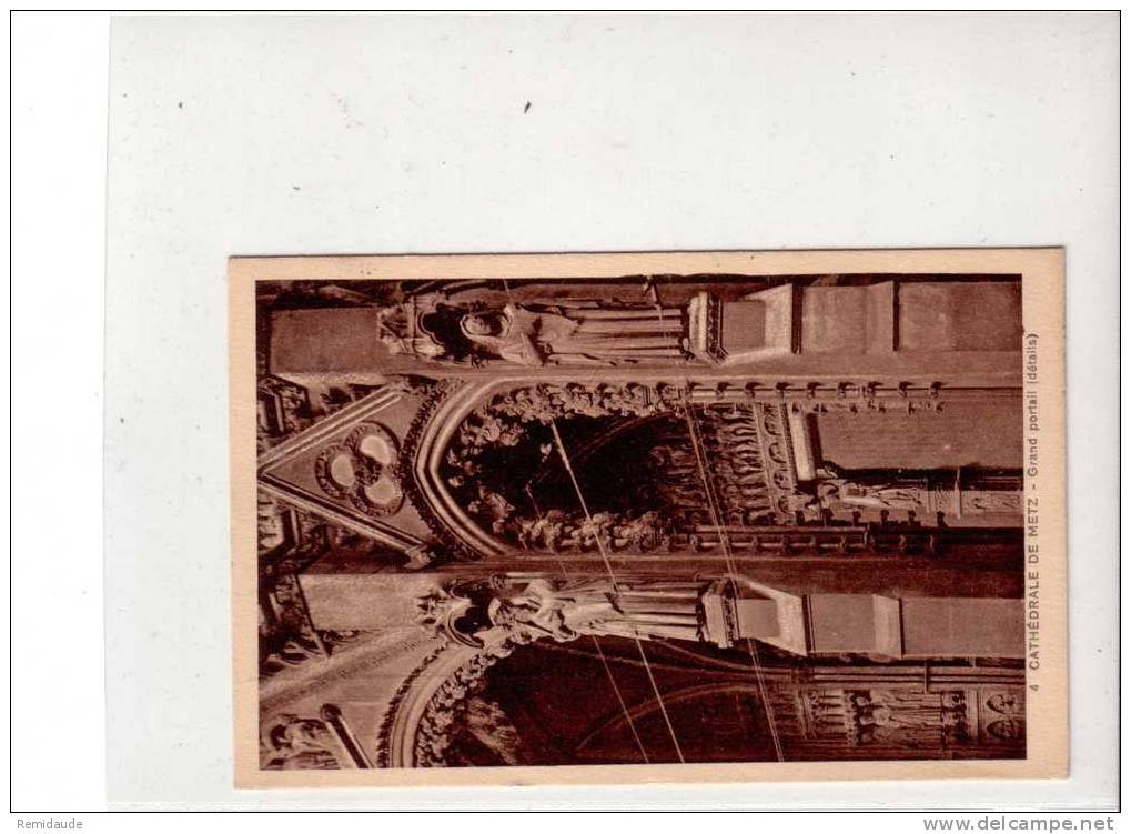 IRIS + CHAINES BRISEES - 1945 - Yvert N°651 + 671 Sur CARTE POSTALE De METZ (MOSELLE) - 1939-44 Iris