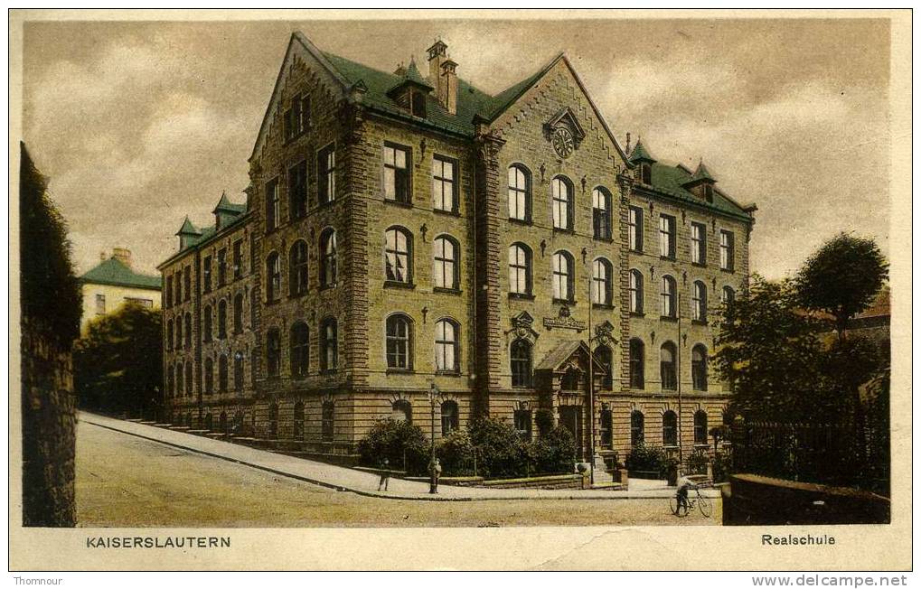 KAISERSLAUTERN  - Realschule  - 1918 -  CARTE ANIMEE - - Kaiserslautern