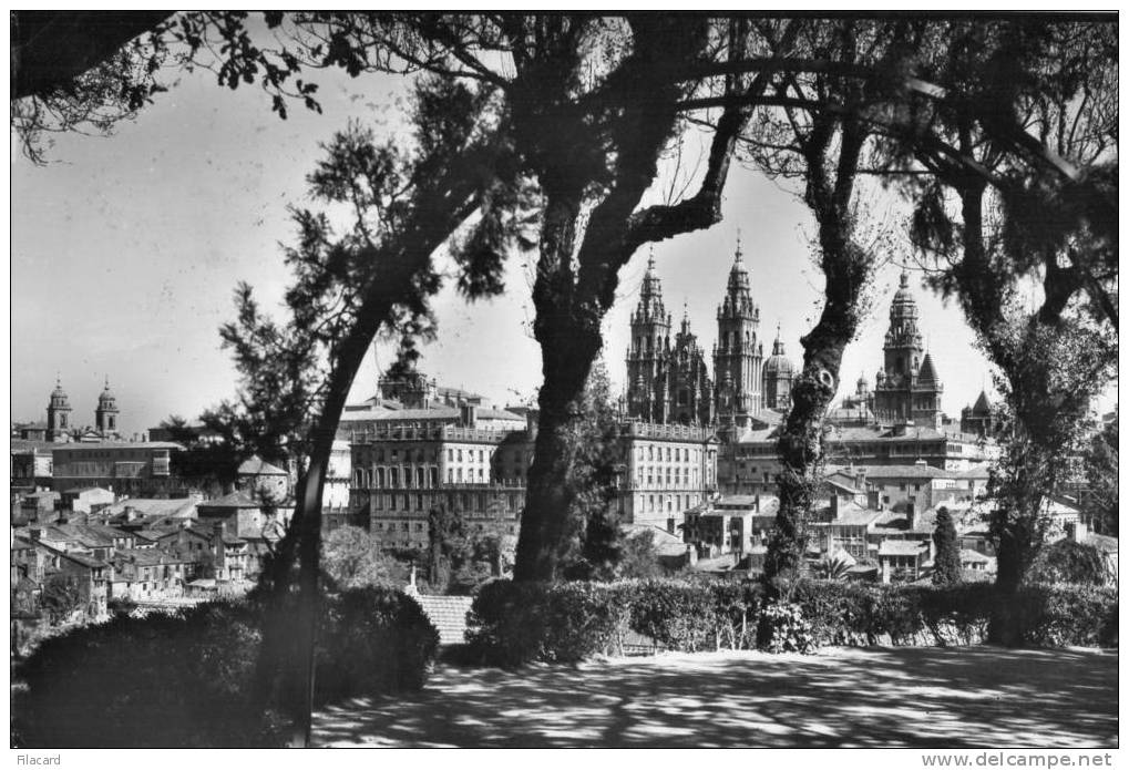 10054    Spagna    Santiago  De  Compostela  Vista  Desde  La  Herradura  VG  1959 - Santiago De Compostela