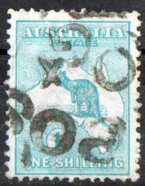 Australia 1913 1 Shilling Emerald Kangaroo 1st Watermark (Wmk 8) Used - Actual Stamp - Parcel - SG11 - Used Stamps
