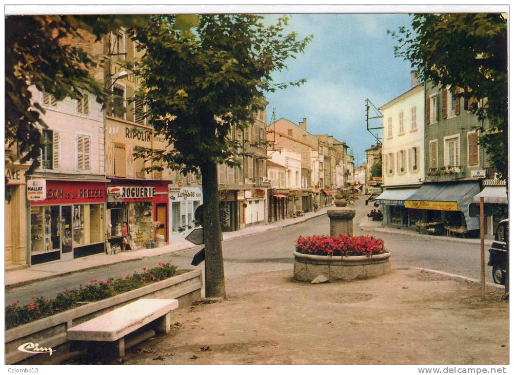 71 CPSM CHAUFFAILLES PLACE DE LA REPUBLIQUE ANNEES 70 - Autres & Non Classés