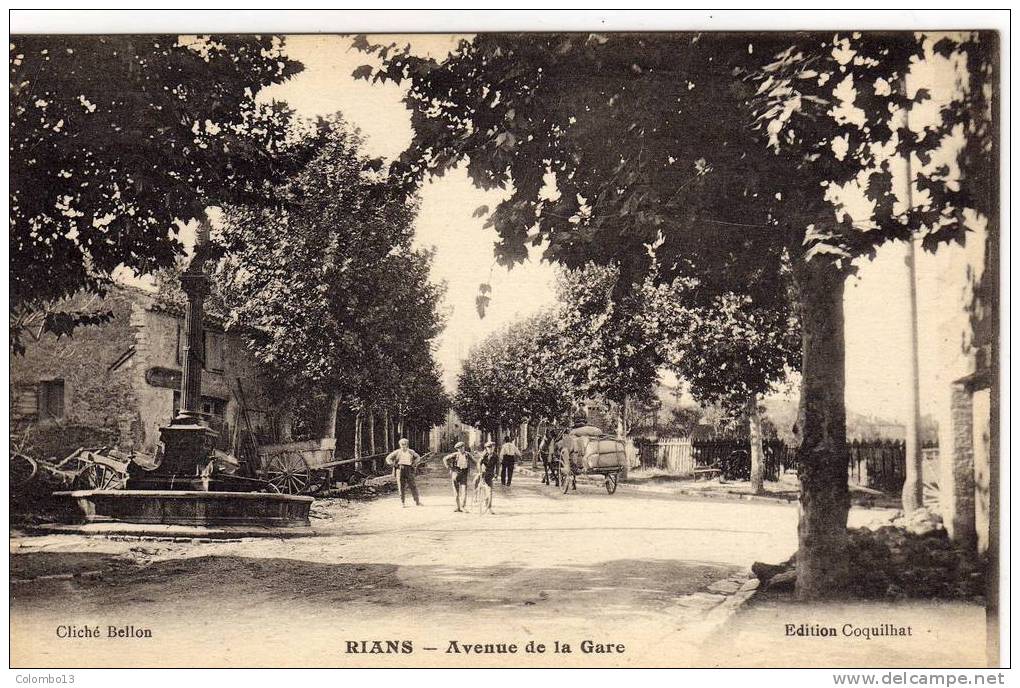 83 RIANS L'AVENUE DE LA GARE (animée) - Rians