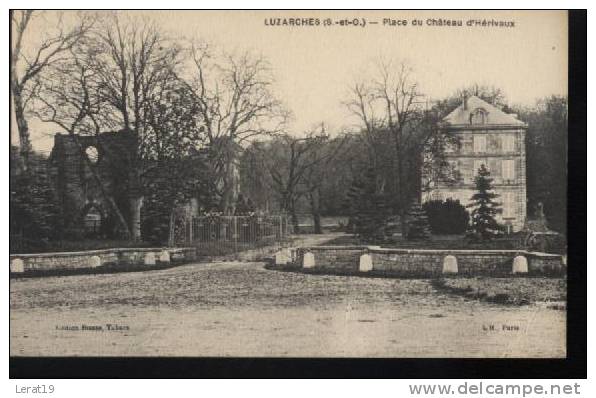 95......LUZARCHES....PLACE DU CHATEAU D HERIVAUX...NON  ECRITE.. ‹(•¿  •)› - Luzarches