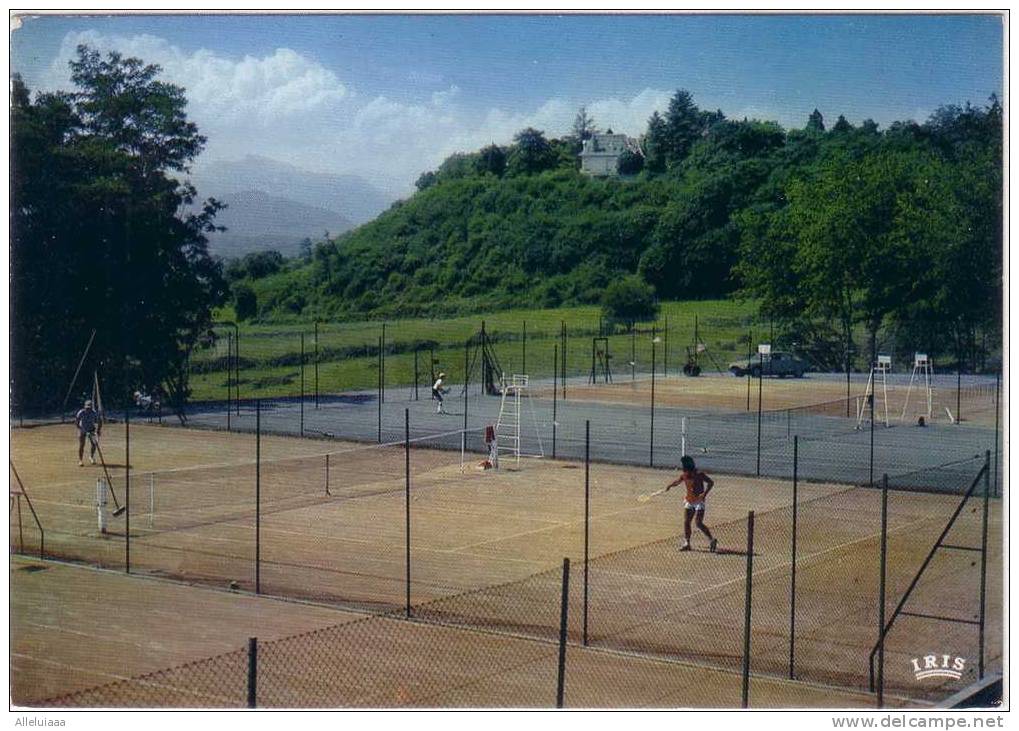 CPM  SPORT/TENNIS/ MONTREJEAU Haute Garonne Animée TBE - Tennis