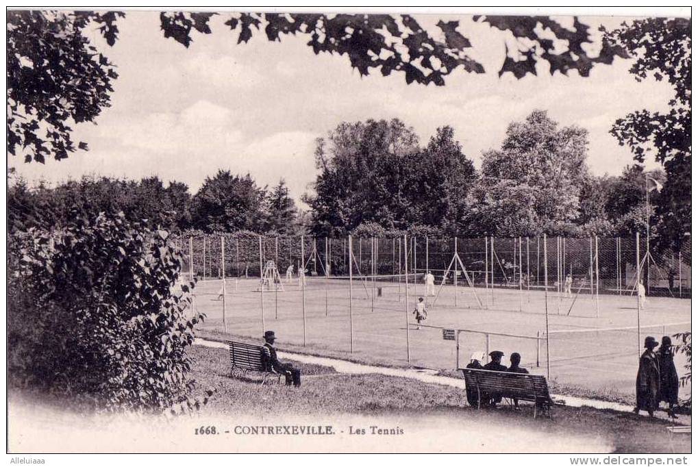 CPA SPORT/TENNIS/ Belle Carte Postale FRANCE CONTREXEVILLE Tennis Les Courts Animées - Tennis