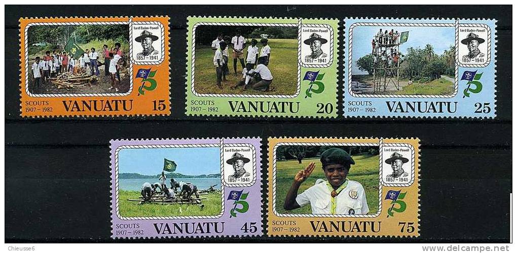 Vanuatu ** N° 657 à 661 - 75e Ann. Du Scoutisme - Vanuatu (1980-...)
