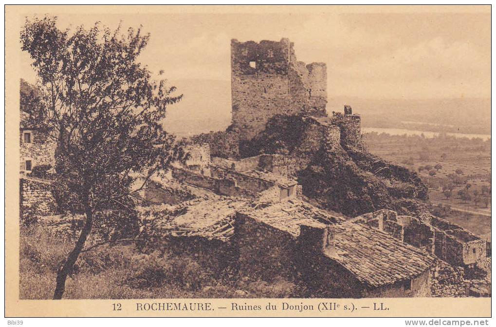 ROCHEMAURE.  _  Ruines Du Donjon ( XII°s.)  Accolée Une Maison Vétuste. - Rochemaure