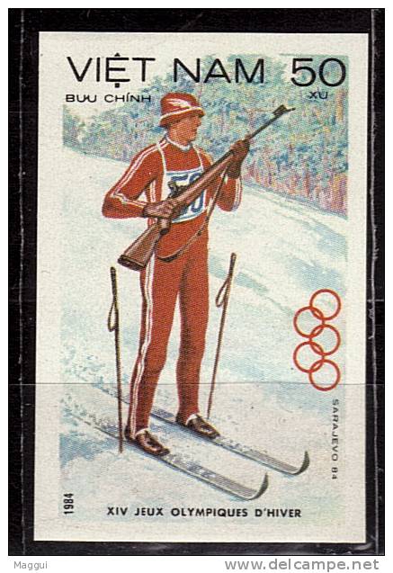 VIETNAM      N°  479  * *   NON DENTELE  JO 1984 Ski Biathlon Tir - Shooting (Weapons)