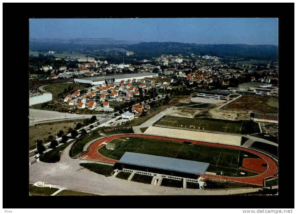 STADES - 88 - VITTEL - Stade Jean-Bouloumié - Vue Aérienne - Stades