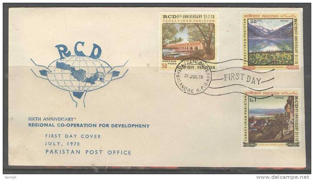 PAKISTAN FDC (6TH ANNIVERSARY  OF R.C.D -1970) - Pakistan