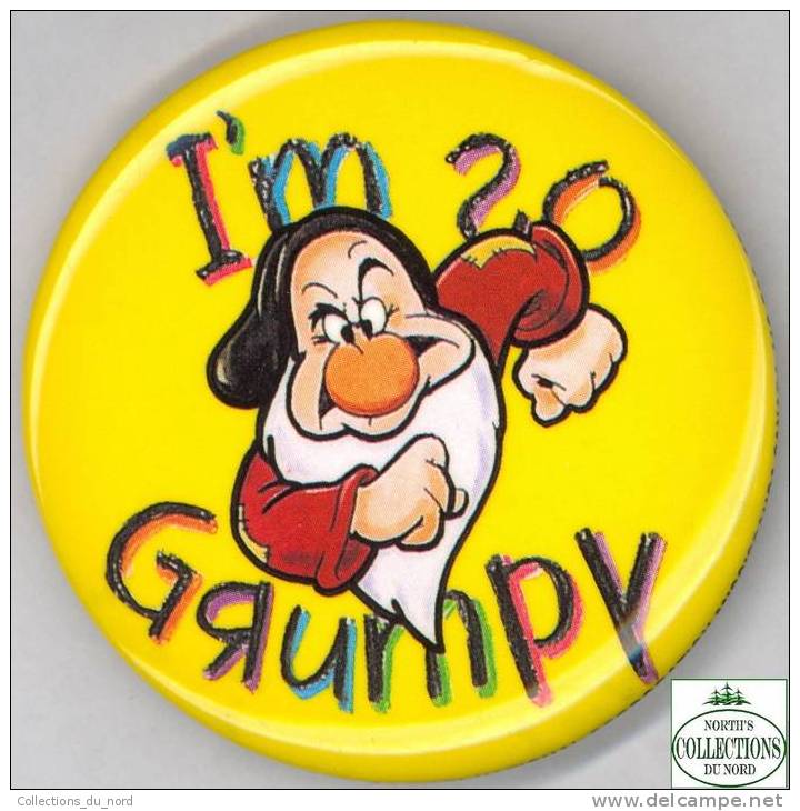 Grumpy Dwarf Button Pin Disney / Macaron Grincheux Nain - Disney