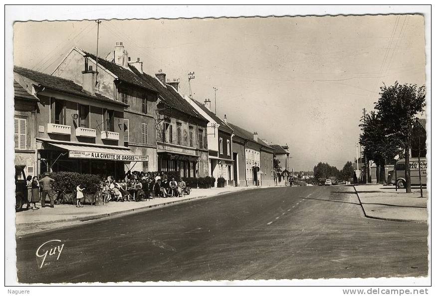 95 GARGES LES GONESSE -  L AVENUE DE STALINGRAD  -  LE TABAC VEUVE POUGET  -  CPSM ANNEE 1940/50 - Garges Les Gonesses