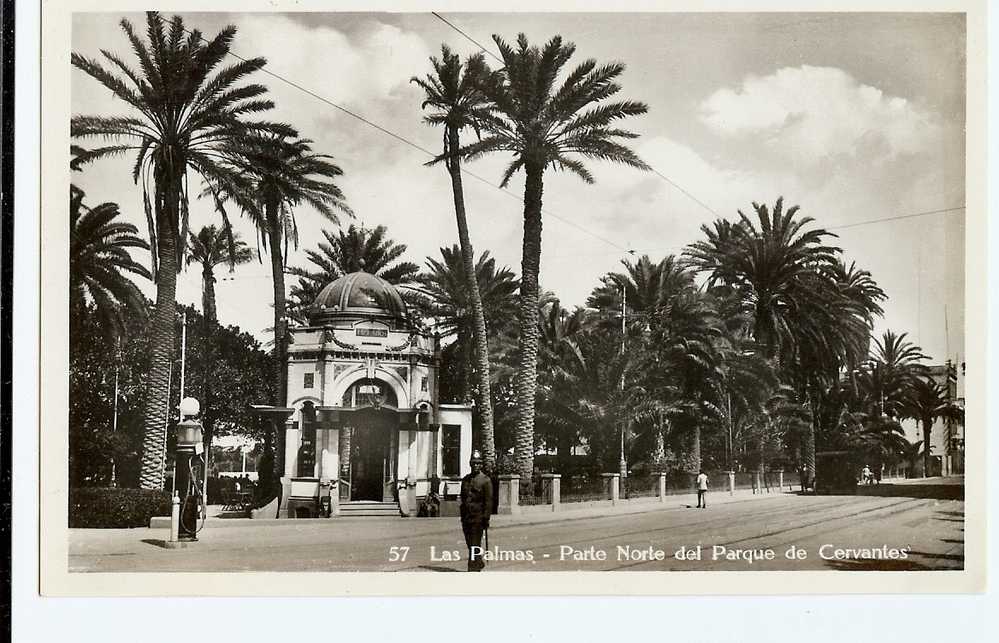 1920/30s Las Palmas Parte Norte Del Parque De Cervantes RP Ppc/cpa Unused Policeman - Gran Canaria