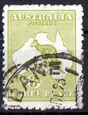 Australia 1915 3d Yellow-olive Kangaroo 3rd Watermark (Wmk 10) Used - Actual Stamp - Brisbane - SG37 - Oblitérés