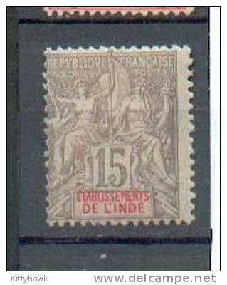 INDE 184 - YT 15 * - Charnière Complète - Unused Stamps