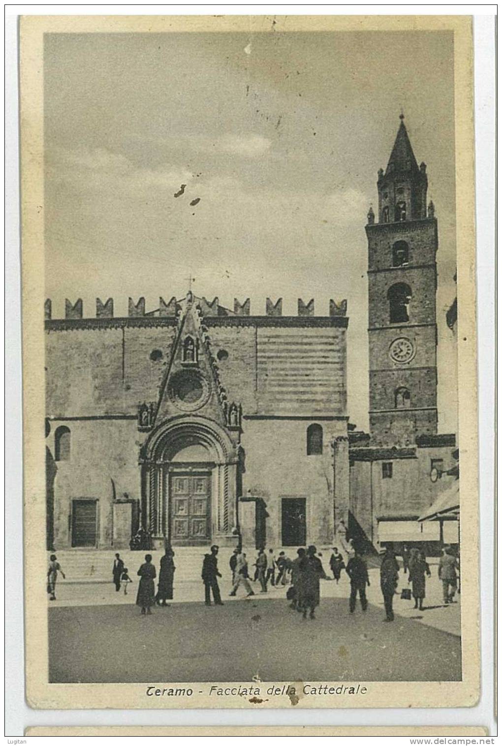 Cartolina -  TERAMO - FACCIATA DELLA CATTEDRALE - ANIMATA - ABRUZZO - II SCELTA - Teramo