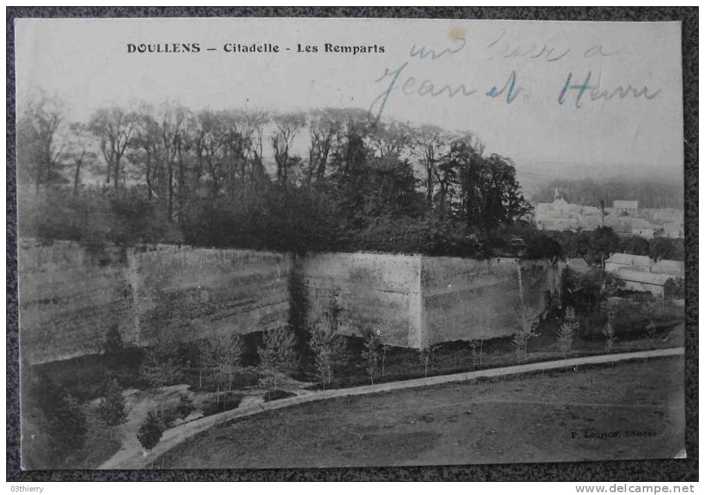 CPA 80 - DOULLENS - CITADELLE - LES REMPARTS - 1916 - - Doullens