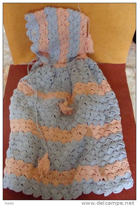 Crochet  Vêtement  Ancien Burnous Bébé Mixte Bleu Rose Début 20e Coton Fait Main Au Crochet  Doublé Toile MolletonnéeTBE - Andere & Zonder Classificatie