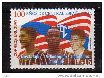 Centenaire Du Club De Football Español FC.  1  T-p Neuf ** URUGUAY.  Yvert #  2249 - Clubs Mythiques