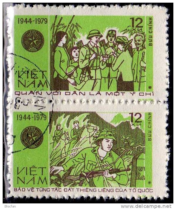 35 Jahre Vietnamesische Volksarmee 1979 Vietnam 1071/2, ZD Plus 4-Block O 7€ Soldaten Und Volk Bloc Sheet From Viet Nam - Vietnam