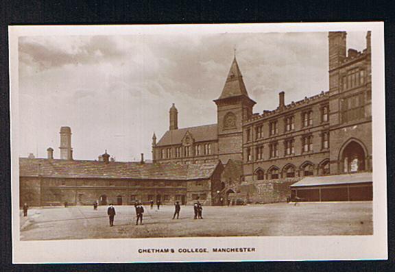 RB 637 - Early Real Photo Postcard - Chetham's College Manchester Lancashire - Manchester