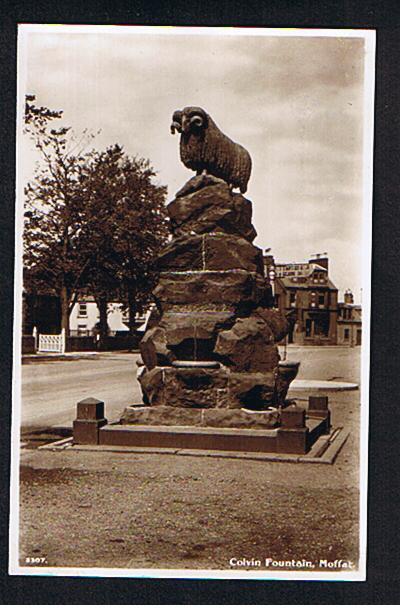 RB 637 - Real Photo Postcard - Colvin Fountain - Ram Statue & Signpost - Moffat Dumfriesshire - Dumfriesshire