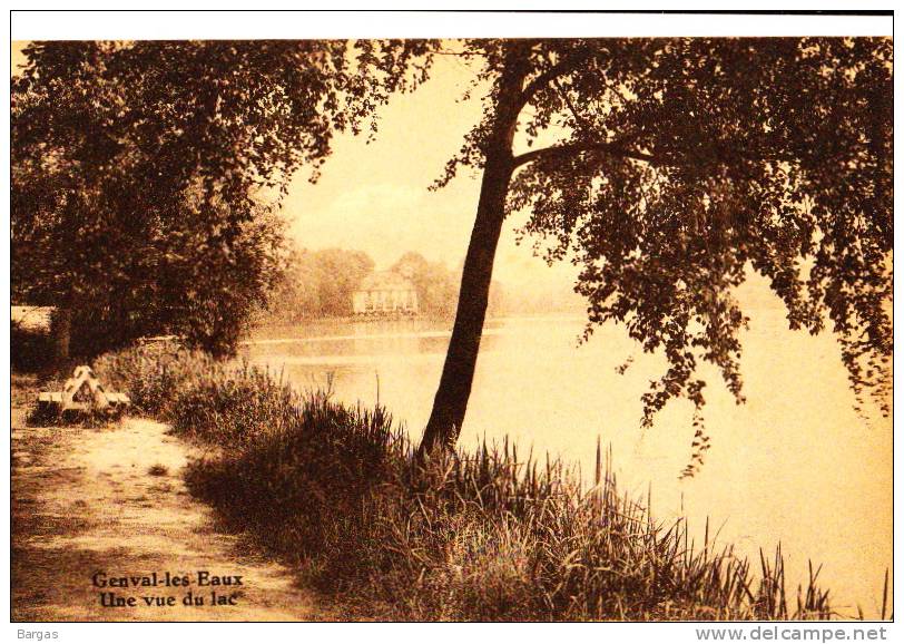 Genval Les Eaux Une Vue Du Lac - Rixensart