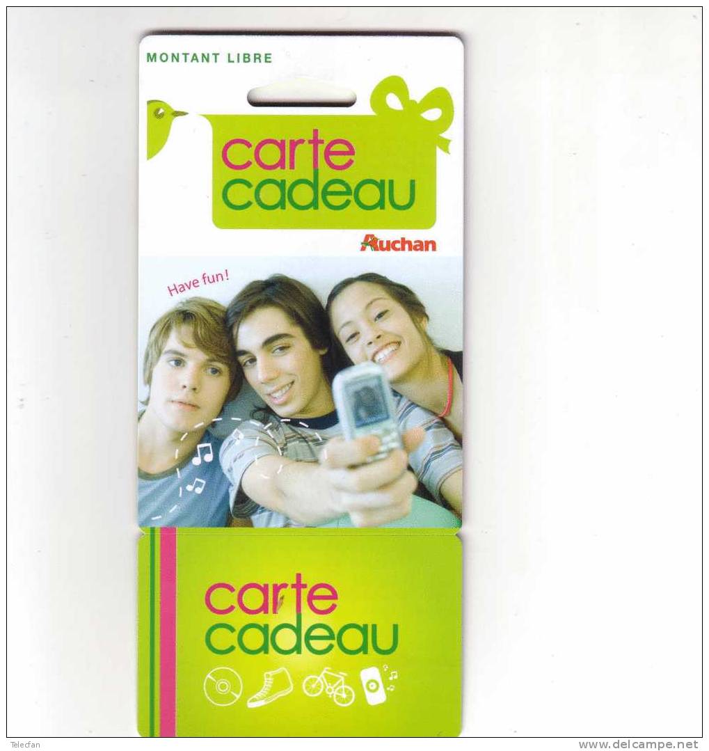 CARTE CADEAU GIFT CARD AUCHAN NUMEROTEE NEUVE WITH FOLDER RARE - Cadeaubonnen En Spaarkaarten