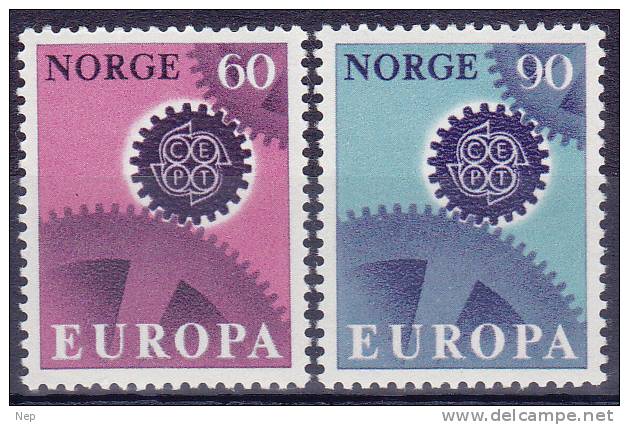 NOORWEGEN - Michel - 1967 - Nr 555/56 - MNH** - Cote 1,50€ - Nuevos