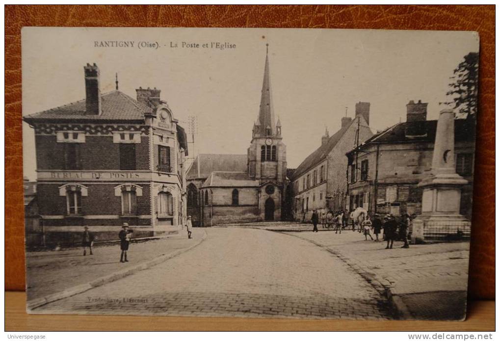 Rantigny - La Poste Et L'eglise - Rantigny