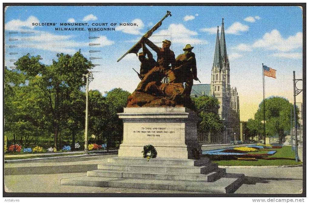 USA PC Soldier´s Monument, Court Of Honor, Milwaukee, Wisconsin - Milwaukee